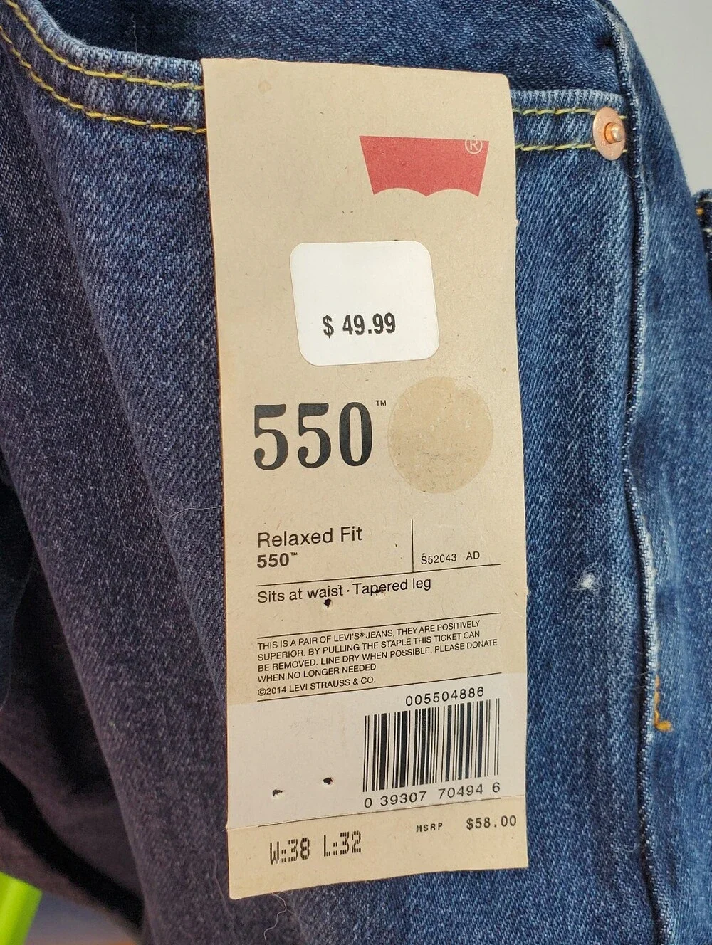 Levi's brand new 550 jeans relaxed fit 38x32